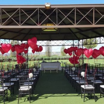 SUELTA DE GLOBOS CORAZONES MADRID