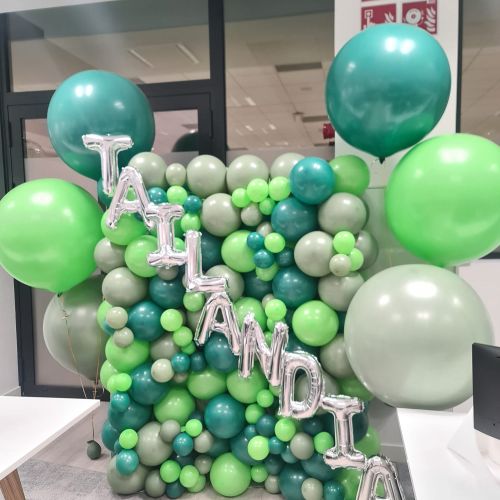 PHOTOCALL DE GLOBOS VERDE SECURITAS MADRID