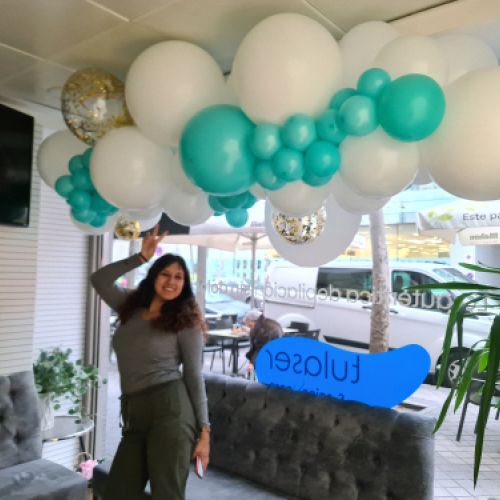 guirnalda de globos a diferentes tamaños tulaser madrid