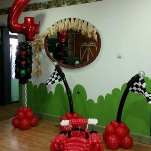 coche ferrari de globos Madrid