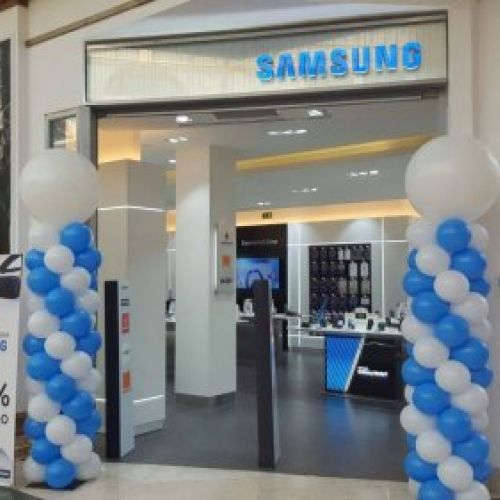 COLUMNAS CON GLOBOS SAMSUNG MADRID