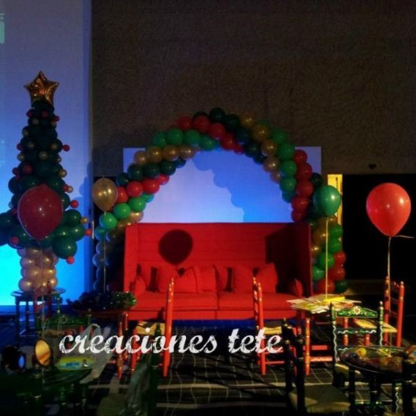 decoracion con globos para navidad