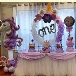 Decoracion con globos unicornio