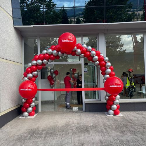arco de globos para aperturas de tienda
