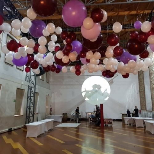 DECORACION CON GLOBOS FERIA DEL VINO MADRID
