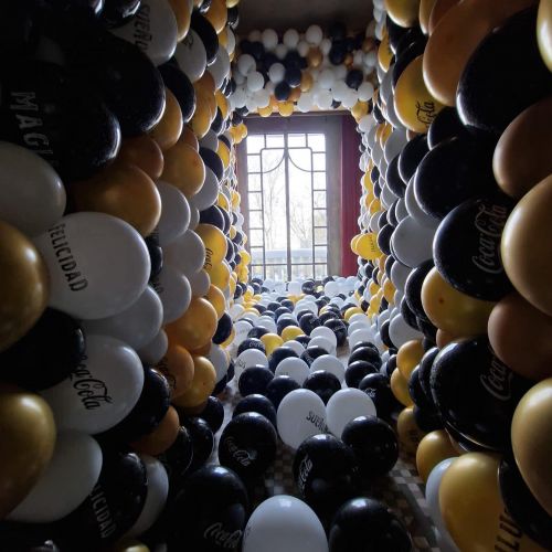 habitacion rellena de globos madrid